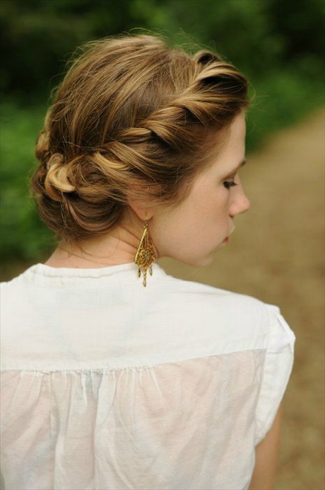 coiffure-mariage-avec-accessoire-97_12 Esküvői frizura kiegészítővel